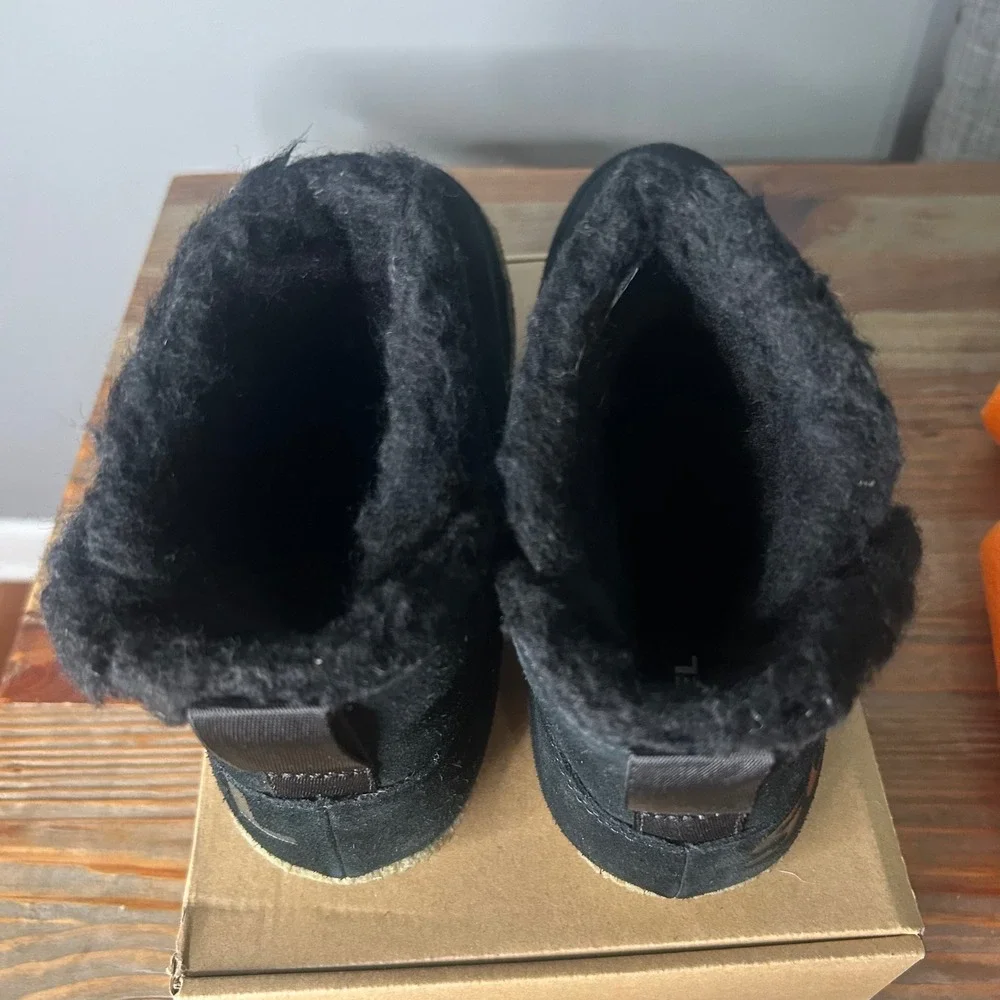 Sorel Explorer Joan Cozy Booties -‎ Black Suede, Faux Fur Trim - Women's Size 10